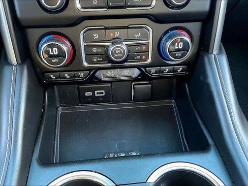 Used 2023 Chevrolet Tahoe Premier image 24