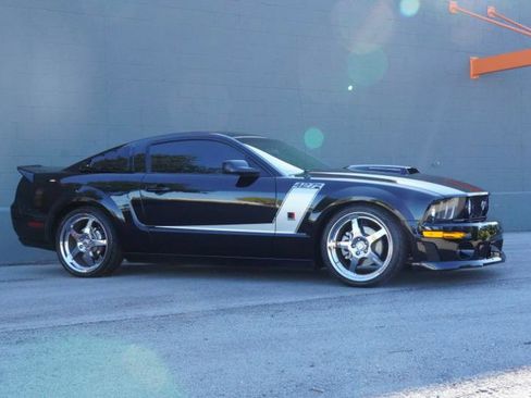 Used 2007 Ford Mustang GT image 4