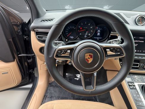 Used 2019 Porsche Macan AWD/4WD image 11