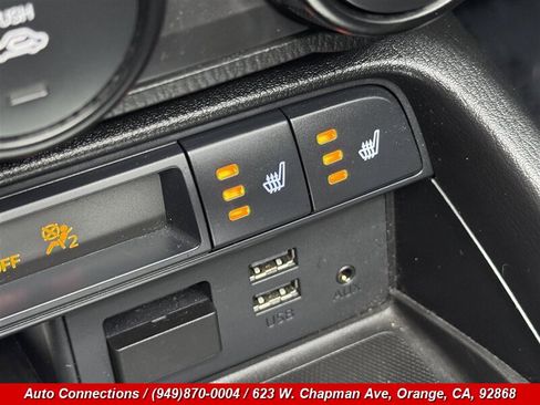 Used 2019 MAZDA MX-5 Miata RF Club RWD image 18