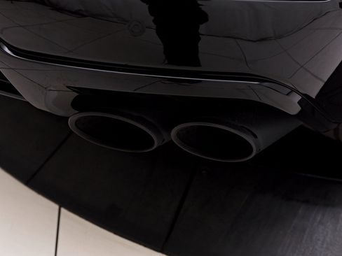 Used 2022 Lamborghini Urus image 25