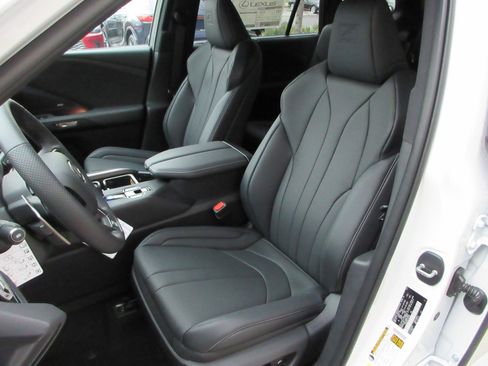 New 2026 Lexus TX 500h AWD image 35