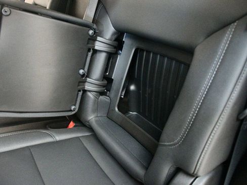 Used 2023 GMC Sierra 1500 SLT w/ SLT Premium Package image 36