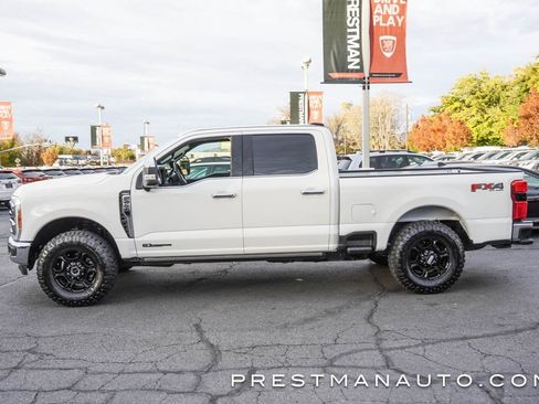 Used 2025 Ford F250 Lariat w/ Chrome Package image 19