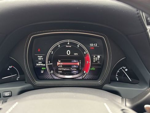 Used 2018 Lexus LS 500 AWD w/ Luxury Package image 32