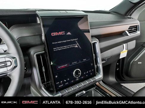 New 2026 GMC Yukon Denali w/ Denali Reserve Package AWD/4WD image 13
