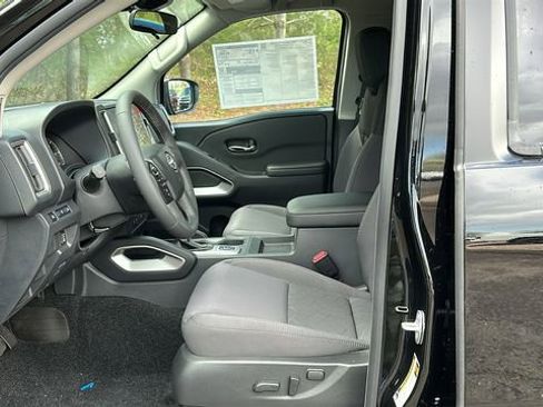 New 2026 Nissan Frontier SV w/ SV Convenience Package AWD/4WD image 9