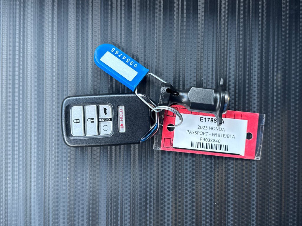 Certified 2023 Honda Passport EX-L image 4