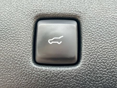 Used 2024 Ford Escape Active AWD/4WD image 30