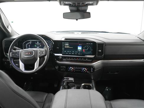 Used 2025 GMC Sierra 1500 Elevation w/ Elevation Premium Package AWD/4WD image 16