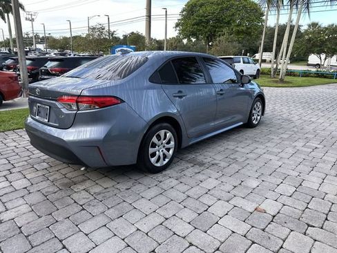 Used 2023 Toyota Corolla LE FWD image 38