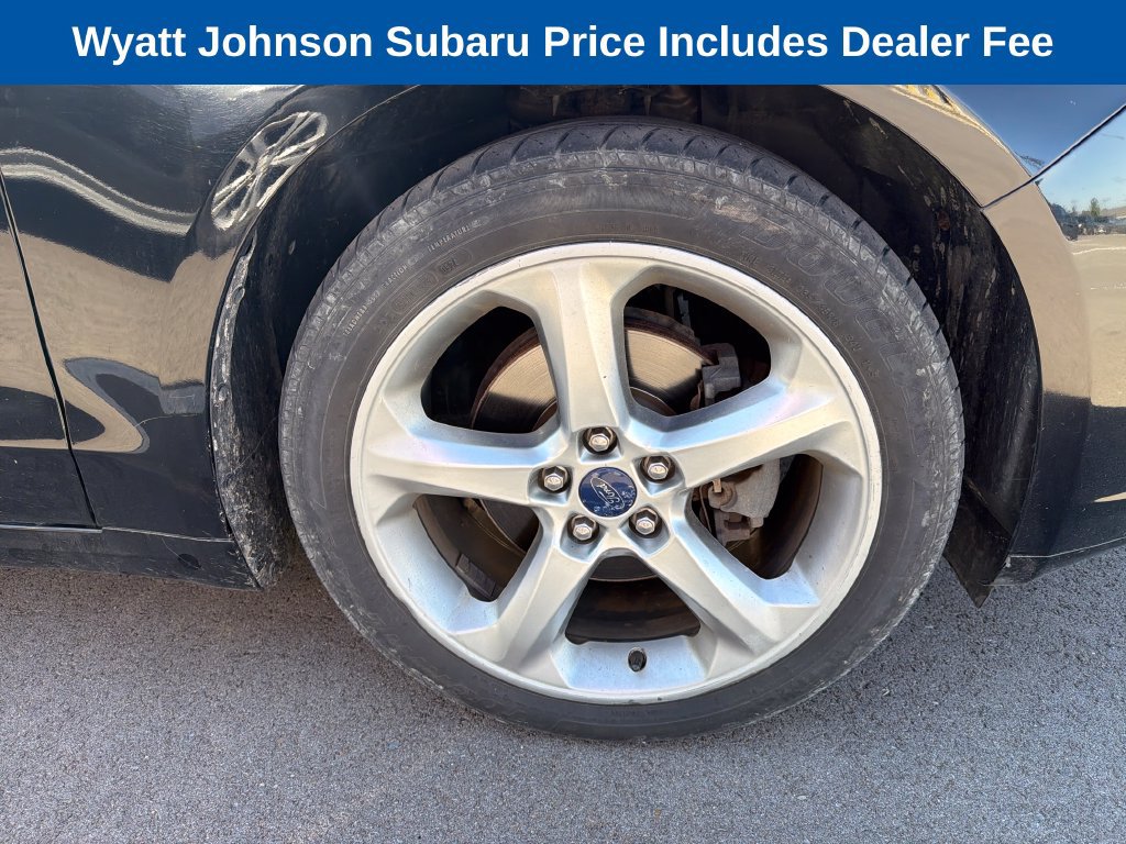 Used 2016 Ford Fusion SE w/ Equipment Group 201A FWD image 12