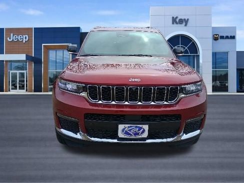 Used 2023 Jeep Grand Cherokee L Limited w/ Luxury Tech Group II AWD/4WD image 9