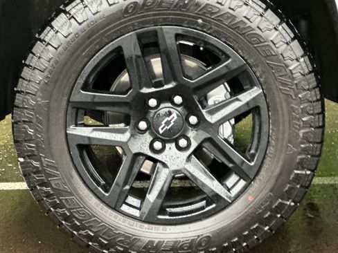 Used 2023 Chevrolet Silverado 1500 RST w/ Z71 Off-Road Package image 25