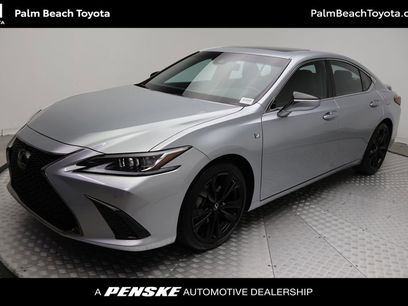 Used 2023 Lexus ES 350 F Sport w/ Accessory Package (Z2)