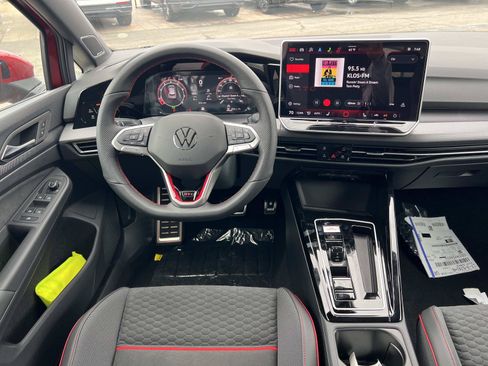 New 2026 Volkswagen GTI SE FWD image 7