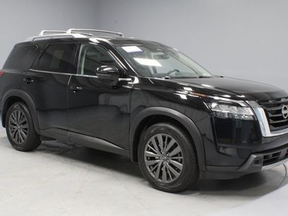 Used 2023 Nissan Pathfinder SL w/ SL Premium Package