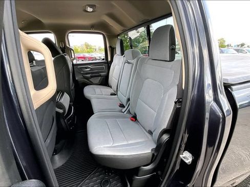 Used 2020 RAM 1500 Big Horn AWD/4WD image 18