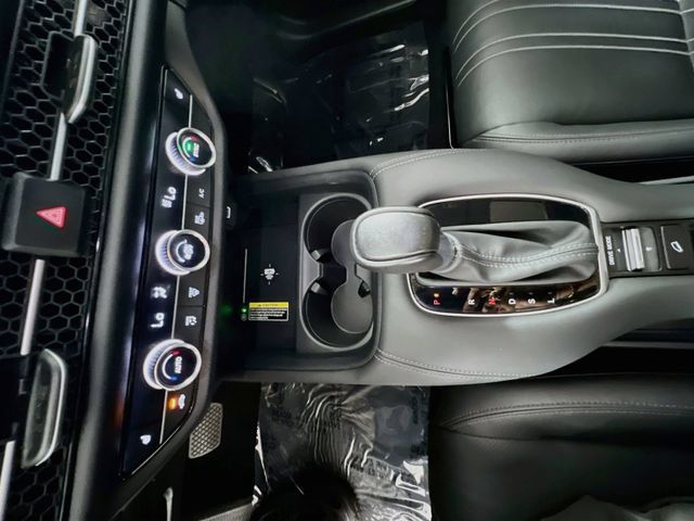 Used 2024 Honda HR-V EX-L image 25