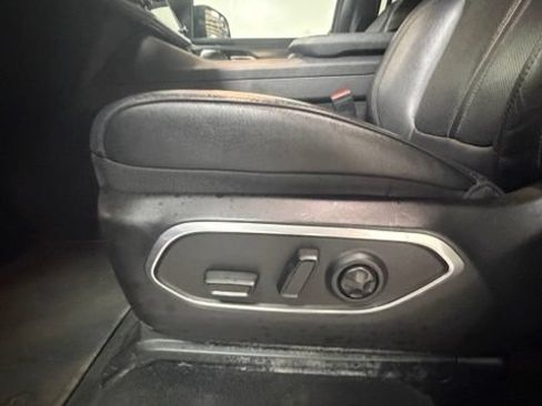 Used 2024 Jeep Wagoneer Series III AWD/4WD image 15