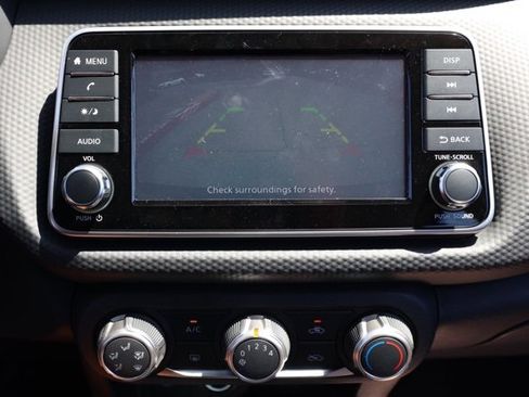 New 2025 Nissan Kicks Play S image 30