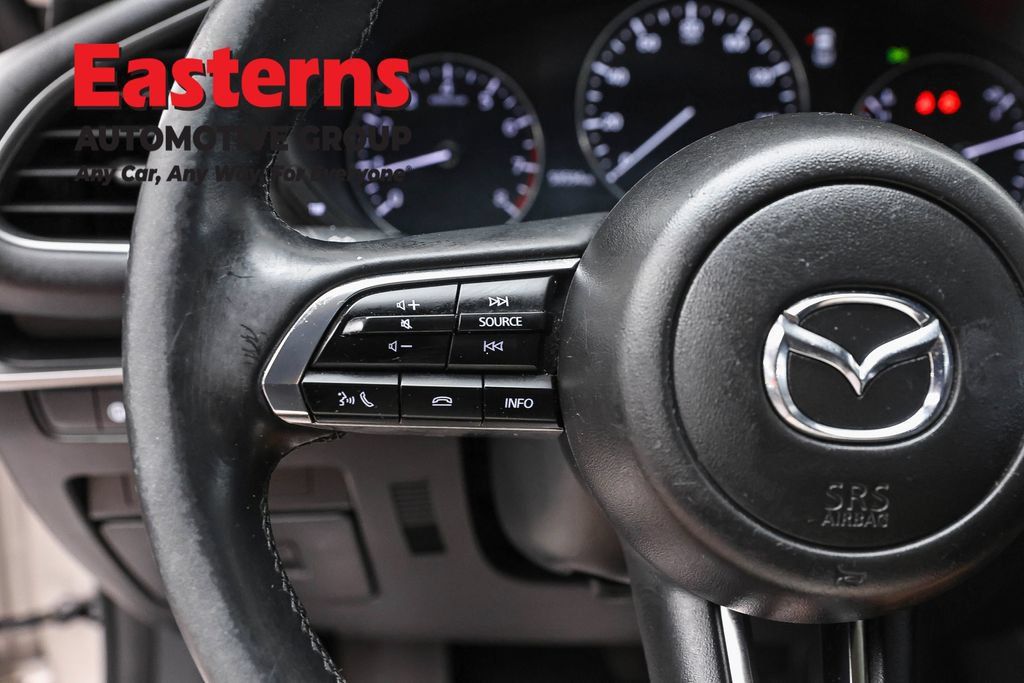 Used 2024 MAZDA MAZDA3 s FWD image 17