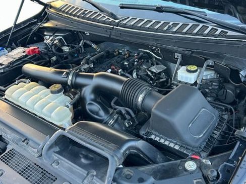 Used 2022 Ford Expedition XLT image 59