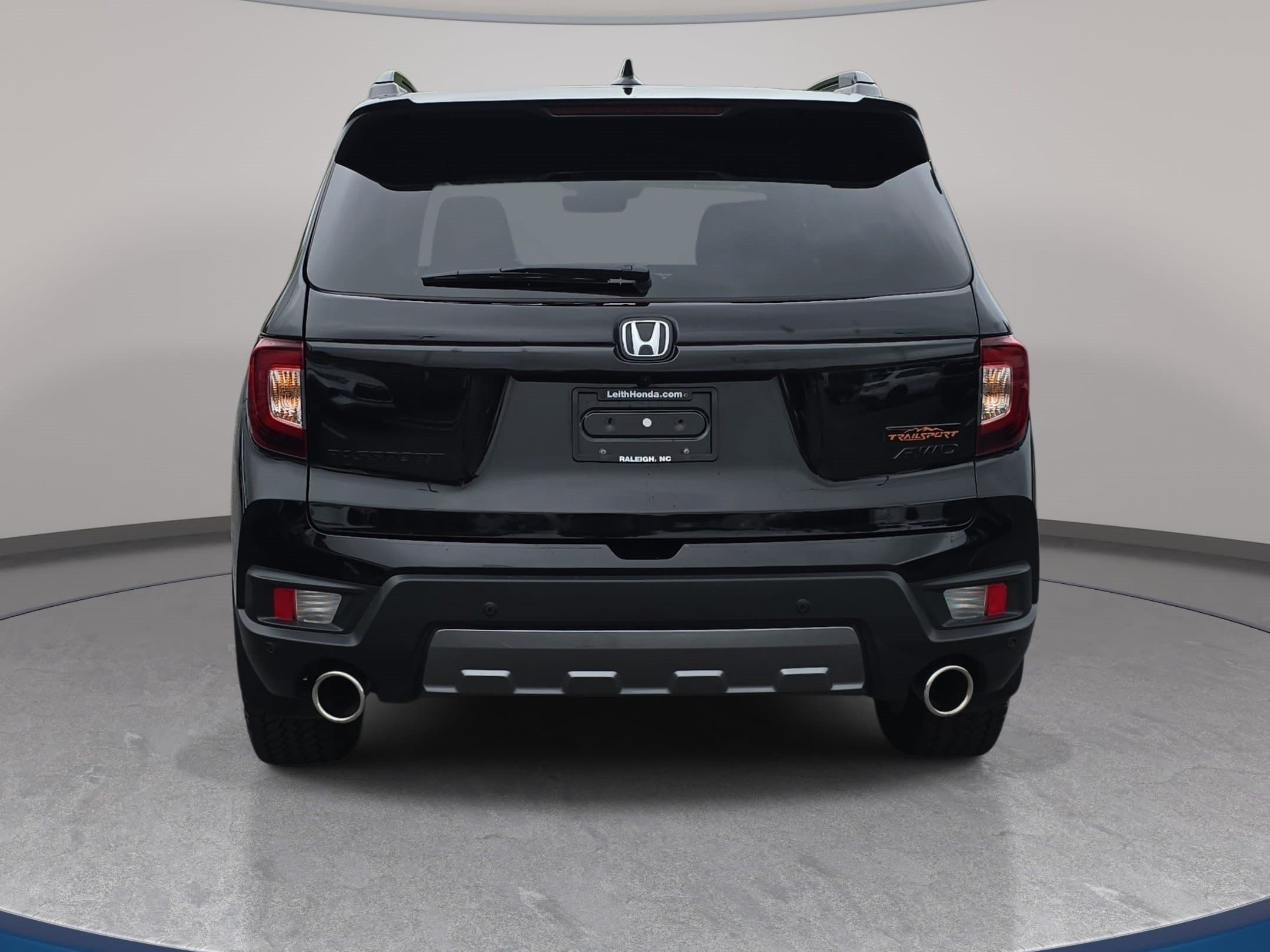 Certified 2025 Honda Passport TrailSport image 6