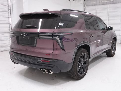 Used 2024 Chevrolet Traverse RS w/ LPO, Floor Liner Package image 5