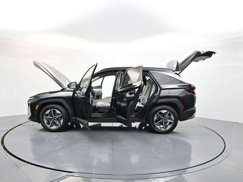 Used 2025 Hyundai Tucson SEL image 36