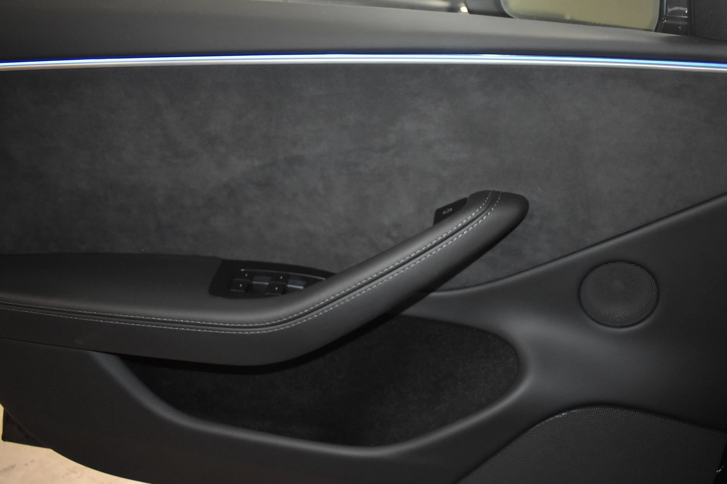 Used 2025 Tesla Model 3 Performance AWD/4WD image 19
