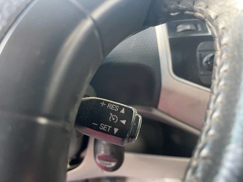 Used 2010 Toyota Tacoma PreRunner image 22