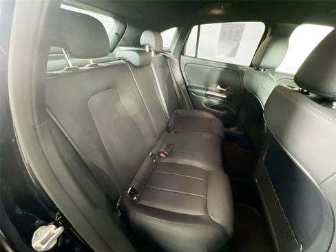Used 2023 Mercedes-Benz GLA 250 4MATIC image 26