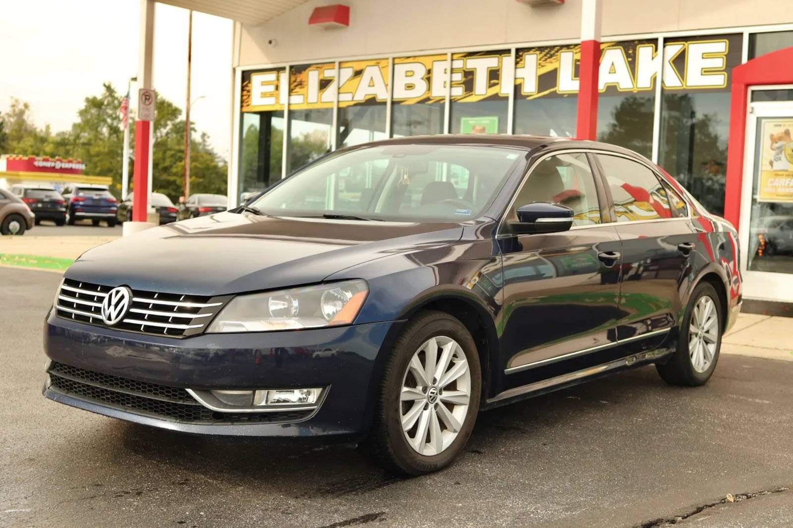 Used 2013 Volkswagen Passat 2.5 SEL Premium FWD image 1