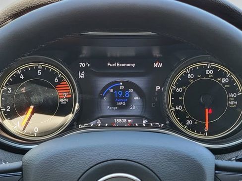 Certified 2023 Jeep Cherokee Altitude Lux w/ Lux Elite Package AWD/4WD image 35
