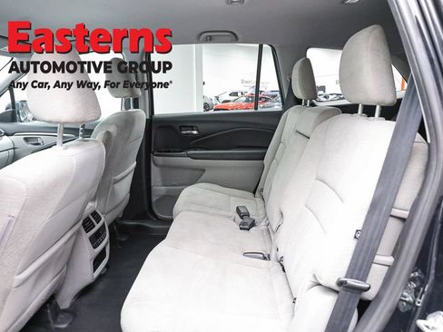 Used 2018 Honda Pilot EX image 19