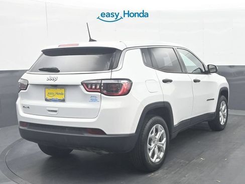 Used 2024 Jeep Compass Sport AWD/4WD image 7