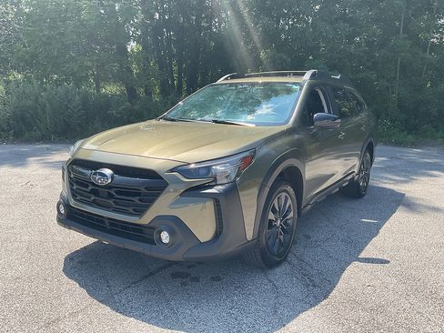 Used 2024 Subaru Outback Onyx Edition AWD/4WD image 3