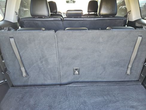 Used 2018 Toyota Highlander XLE AWD/4WD image 20