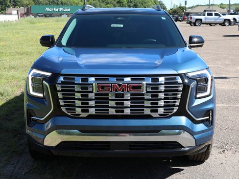 Used 2026 GMC Terrain Denali AWD/4WD image 16