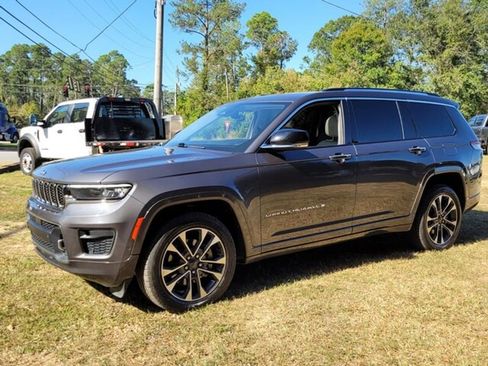 Used 2021 Jeep Grand Cherokee L Overland image 4