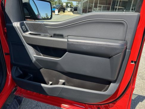 Used 2022 Ford F150 XLT w/ Equipment Group 302A High image 17