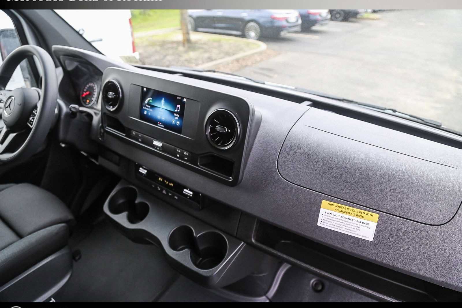 New 2024 Mercedes-Benz Sprinter 2500 image 10