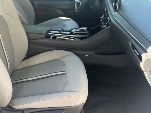 Used 2020 Hyundai Sonata SEL w/ Cargo Package FWD image 16