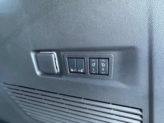 New 2026 GMC Yukon XL Denali w/ Sun & Power Step Package AWD/4WD image 7