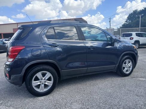 Used 2018 Chevrolet Trax LT FWD image 5