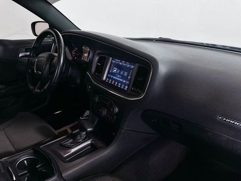 Used 2018 Dodge Charger SXT Plus w/ Blacktop Package image 29