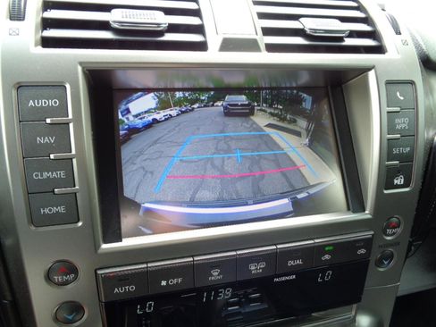 Used 2018 Lexus GX 460 w/ Navigation Package AWD/4WD image 13
