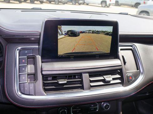 Used 2023 Chevrolet Suburban RST AWD/4WD image 19