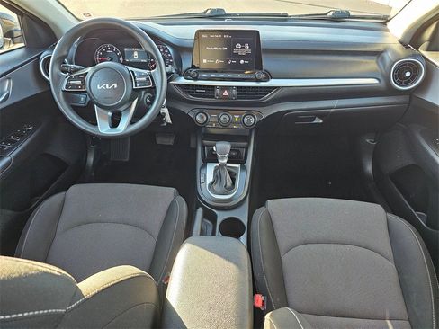 Used 2024 Kia Forte LXS image 10